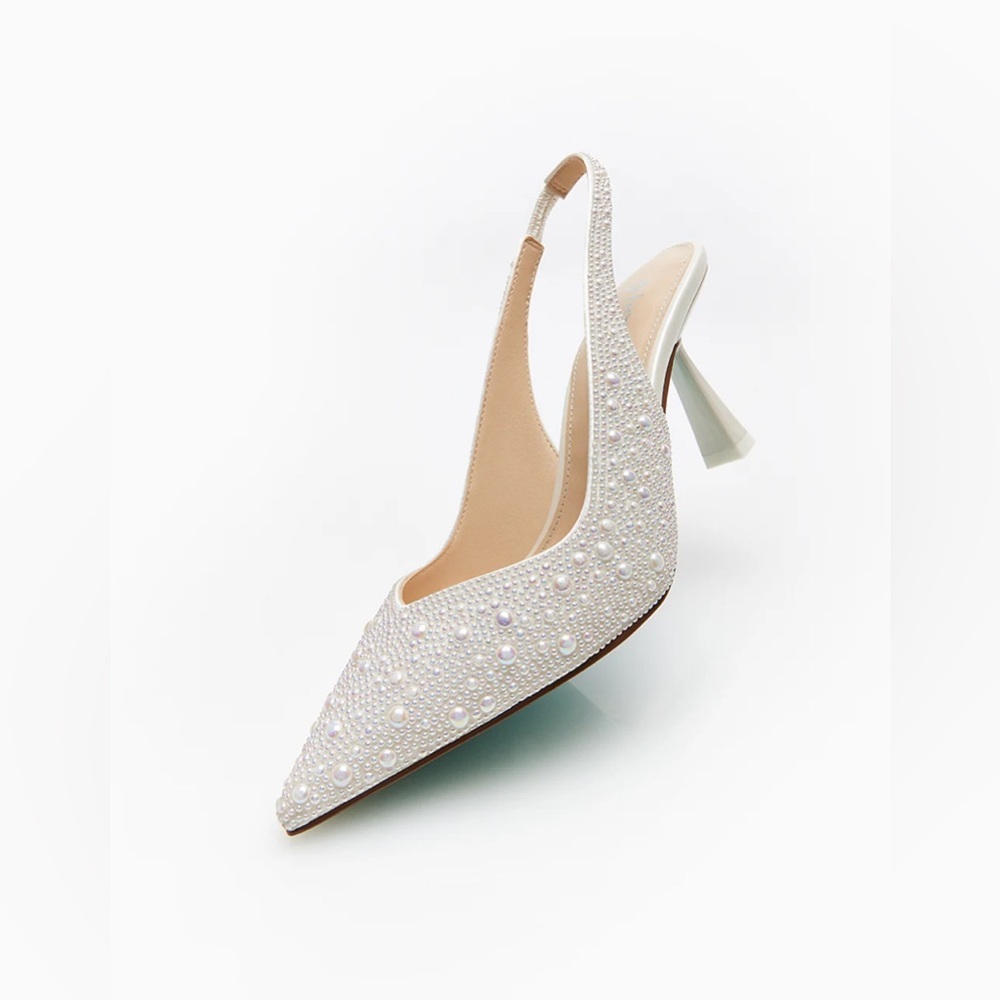Betsey Johnson Clark Heels Ivory